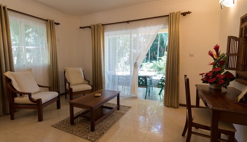 Superior Room, 1 King Bed, Terrace, Garden Area