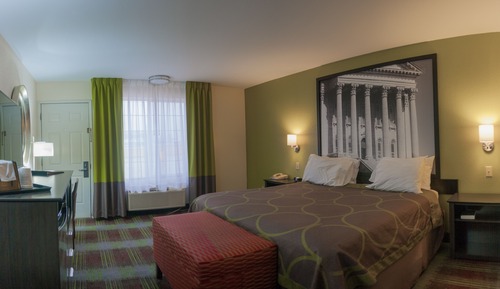 Room, 1 King Bed, Accessible, Non Smoking (Mobility)