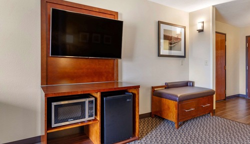Suite, 1 King Bed with Sofa bed, Accessible, Non Smoking