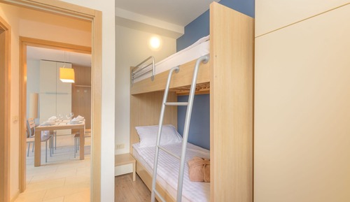 Premium Apartment, 2 Bedrooms (1 Queen Bed, 2 Bunk Beds)