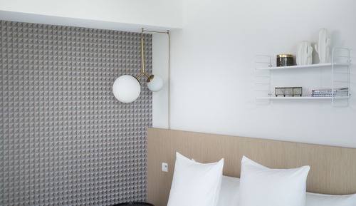 Standard Room, 2 Queen Beds, Lake View (Twin bed on request;with Sofabed)