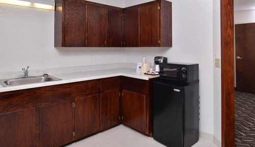 Standard Room, 1 King Bed, Accessible (Communications, Roll In Shower)