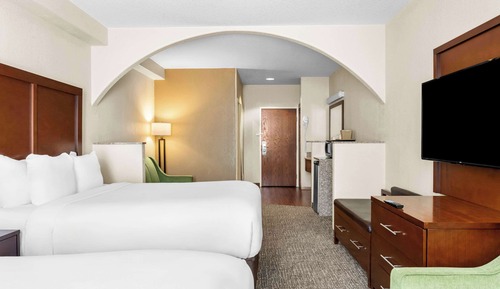 Standard Room, 2 Queen Beds, Non Smoking