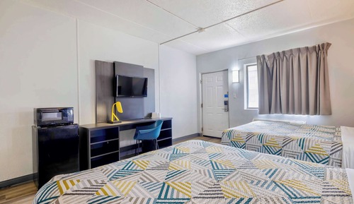 Deluxe Room, 2 Double Beds, Non Smoking, Refrigerator & Microwave