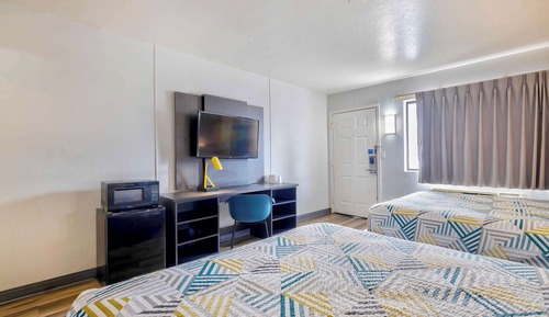 Standard Room, 2 Double Beds, Non Smoking
