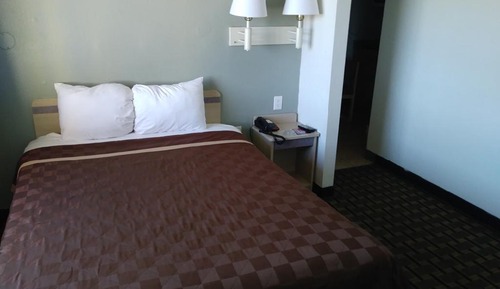 Room, 2 Queen Beds, Non Smoking, Kitchenette