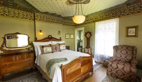 Superior Room, 1 Queen Bed (Margaret Simpson)