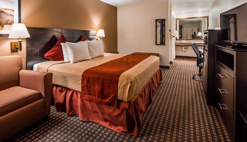 Standard Room, 1 Queen Bed, Accessible, Non Smoking