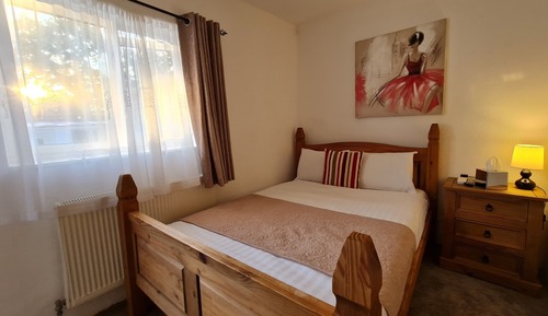 Double Room, Ensuite, Courtyard View (Room 11 and 12)