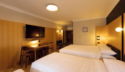 Deluxe Quadruple Room