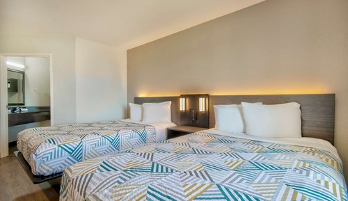 Standard Room, 2 Double Beds, Accessible, Non Smoking