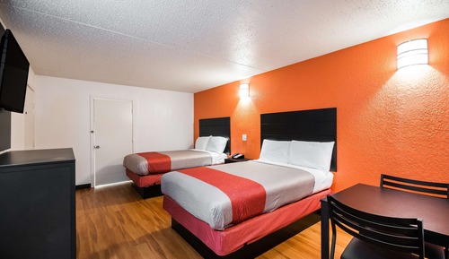 Deluxe Room, 2 Double Beds, Non Smoking, Refrigerator & Microwave