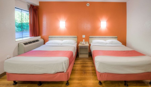 Standard Room, 2 Double Beds, Non Smoking