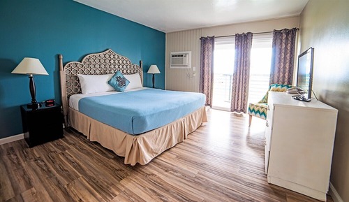 Bayview 1 King- Non-Pet Friendly