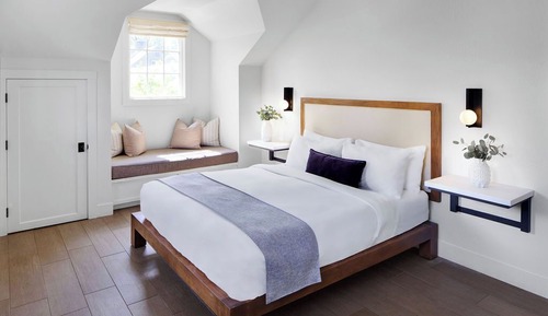 The Loft Spa Suite