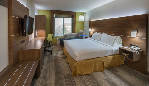 Standard Room, 1 King Bed, Accessible (Mobility, Accessible Tub)