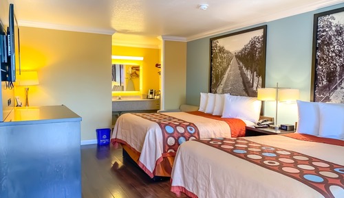 Room, 2 Queen Beds, Non Smoking