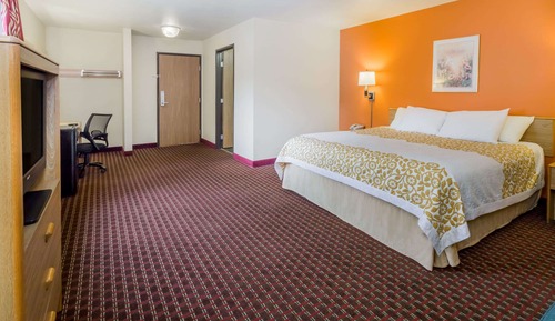 Deluxe Single Room, 1 King Bed, Non Smoking