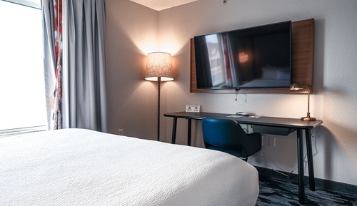 Suite, 1 King Bed with Sofa bed, Non Smoking (Mobility/Hearing Accessible, Tub)