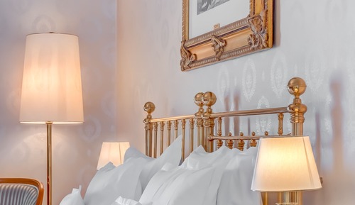 Superior Room, Lake View
