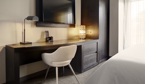 Classic Room, 1 King Bed, Accessible