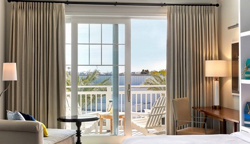 Room, 2 Queen Beds, Balcony (Mobility Accessible, Tub)