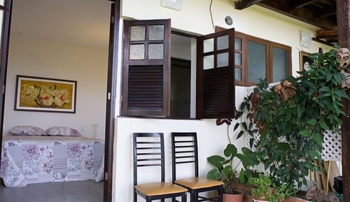 Suite, Garden Area
