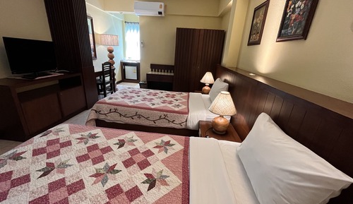 Standard Twin Room