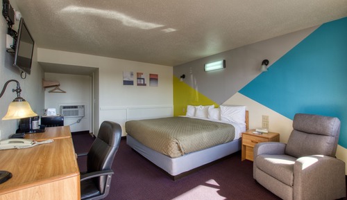 Economy Single Room, 1 Bedroom, Non Smoking, Refrigerator & Microwave