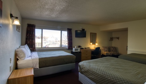 Economy Triple Room, Multiple Beds, Refrigerator & Microwave