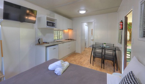 Cabin, Ensuite (4)