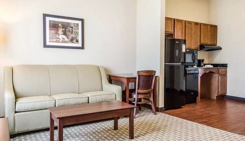 Suite, 2 Queen Beds, Accessible, Non Smoking