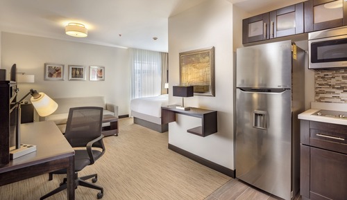Studio Suite, Kitchen