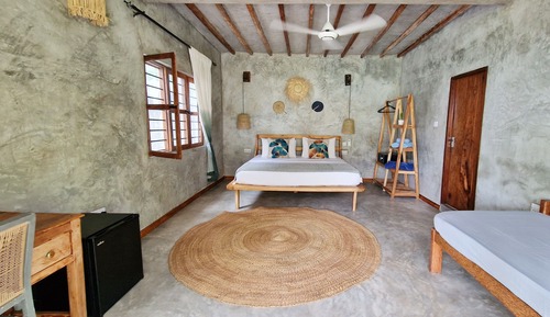 Deluxe Double Room, 1 Queen Bed with Sofa bed, Ocean View, Garden Area
