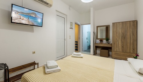 APARTMENT, 1 BEDROOM, VERANDA, VIEW OF THE GARDEN AND THE VILLAGE-MOUNTAIN