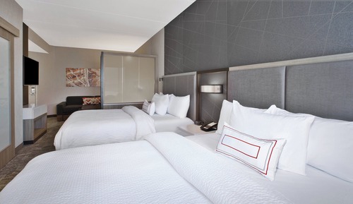 Studio, Multiple Beds