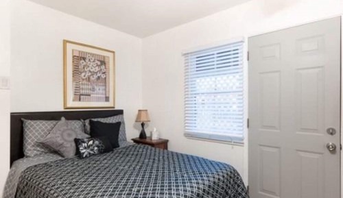 Room, Private Bathroom (Summer Leaf)