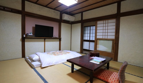 Japanese Room, Non Smoking, with Toilet 13.24sqm Max. 2 Futon
