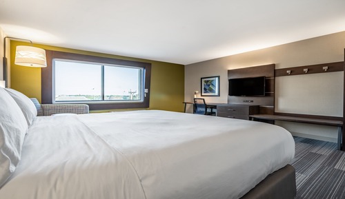 Standard Room, 1 King Bed (Leisure)