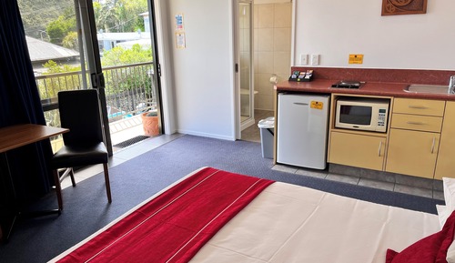 Studio, Room 12