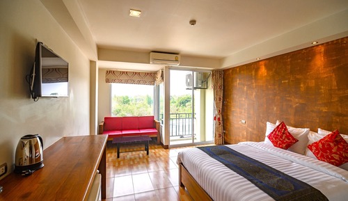 Mountain View Room