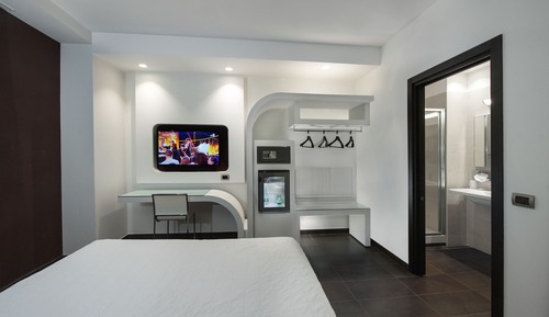 Double Room Single Use