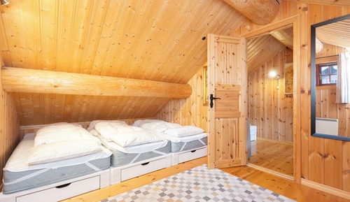Deluxe Apartment, 3 Bedrooms, Slope side, Location Tiur
