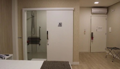 Double Room (APARTAMENTO ACESSIBILIDADE)