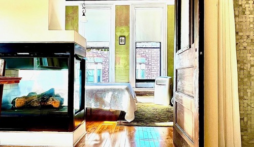 Premium Studio Suite, Multiple Beds, Fireplace