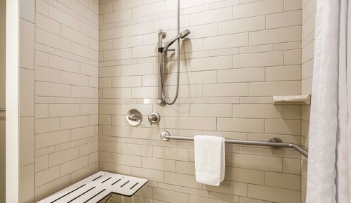 Suite, 2 Queen Beds, Accessible (Roll-In Shower)