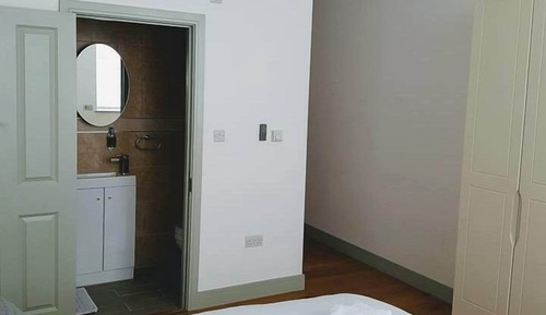 Double or Twin Room, Ensuite