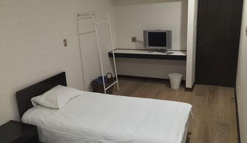 Comfort Double Room, 2 Twin Beds, Shared Bathroom