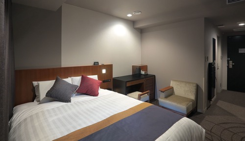 Standard Double Room, Smoking