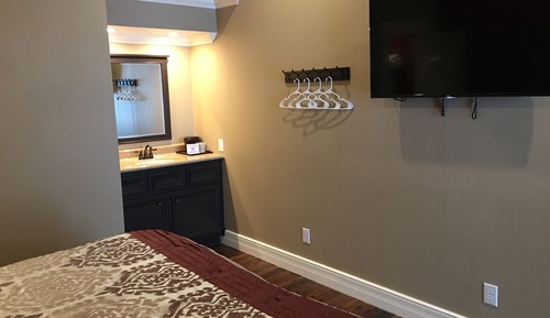 Deluxe Room, 1 King Bed